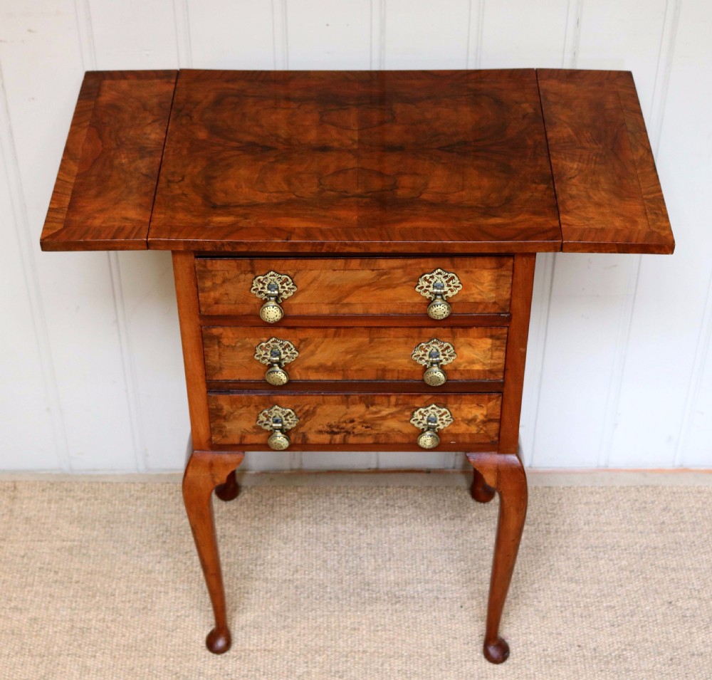 Walnut Drop Leaf Side Table 