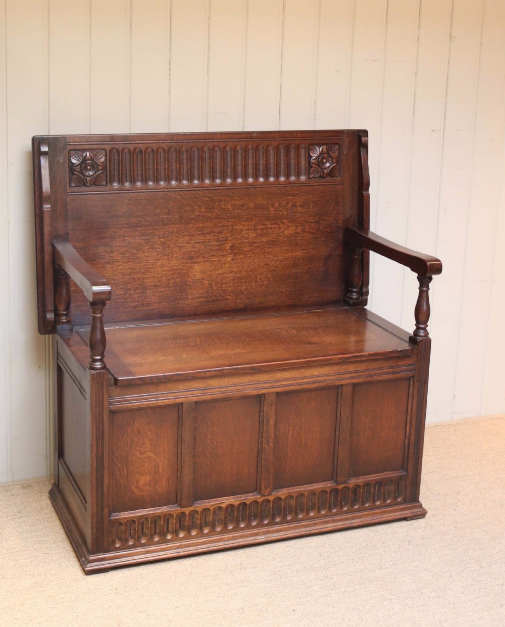 Solid oak Monks Bench View III