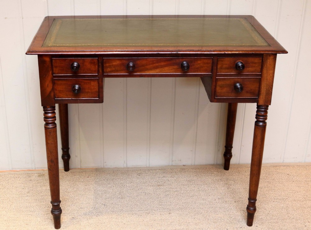 Mid 19th Century Mahogany Desk