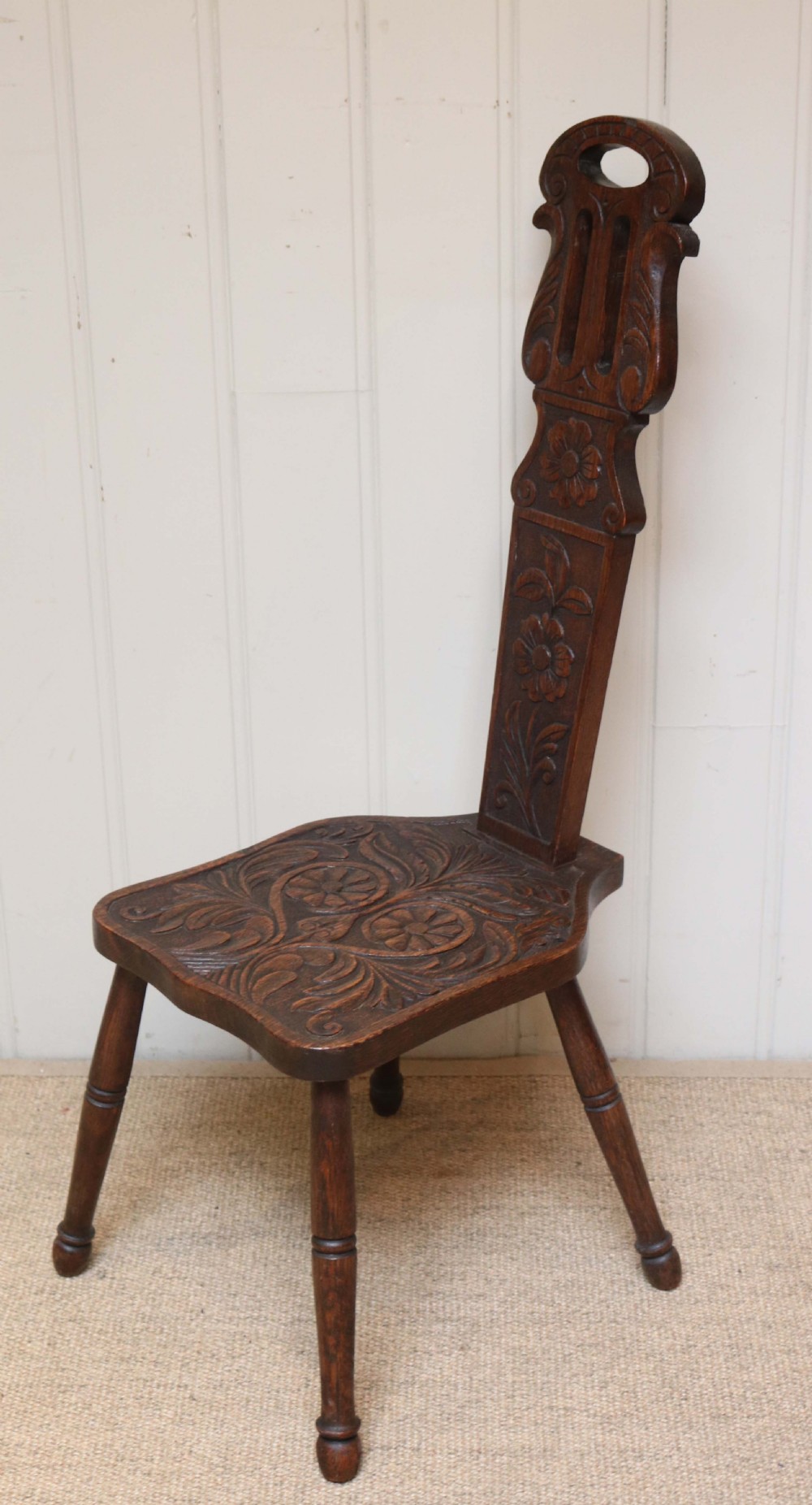 Welsh Oak Spinning Chair View VIII