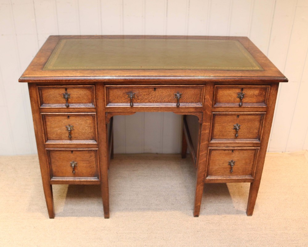 Oak Kneehole Desk View II