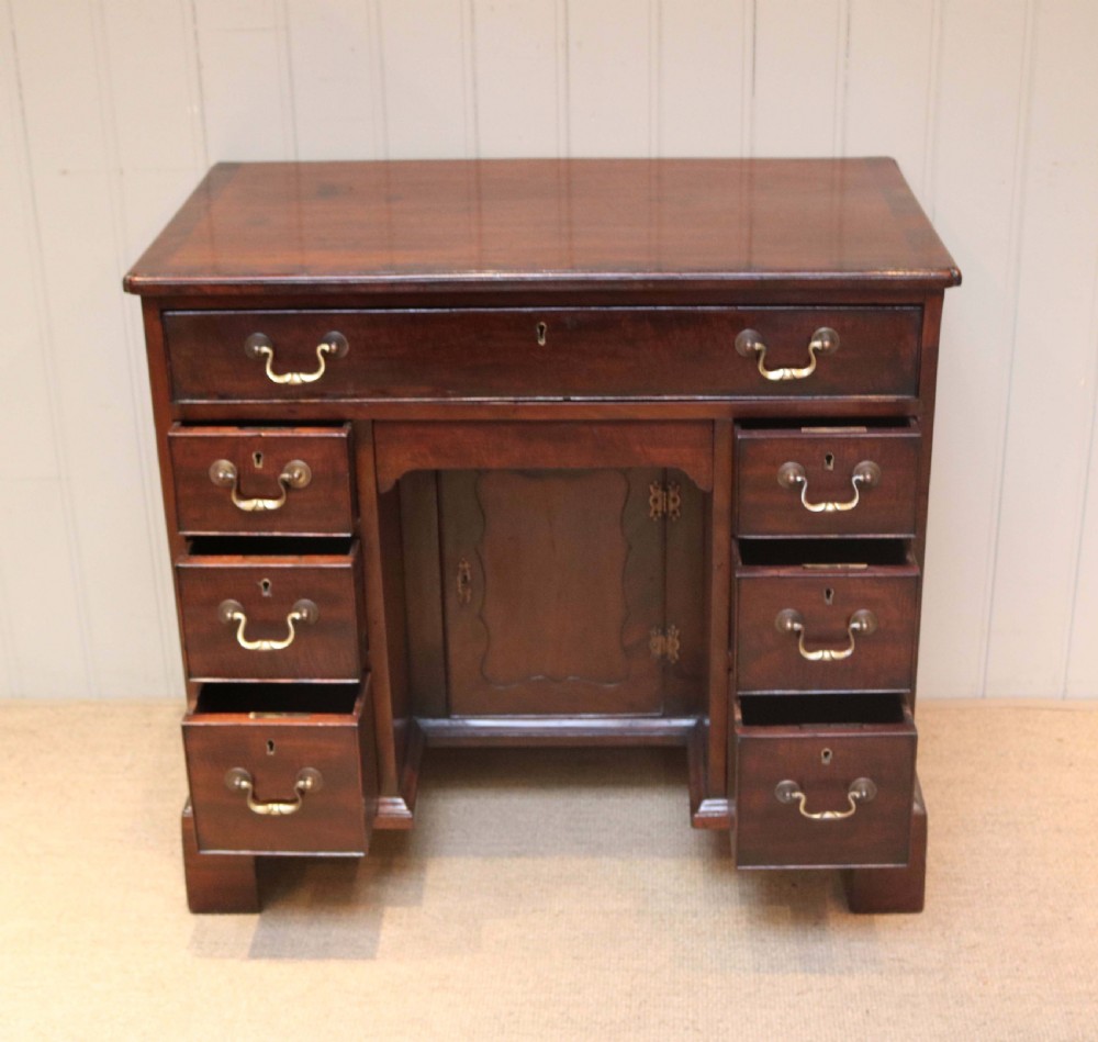 Georgian Mahogany Kneehole Desk  View VIII
