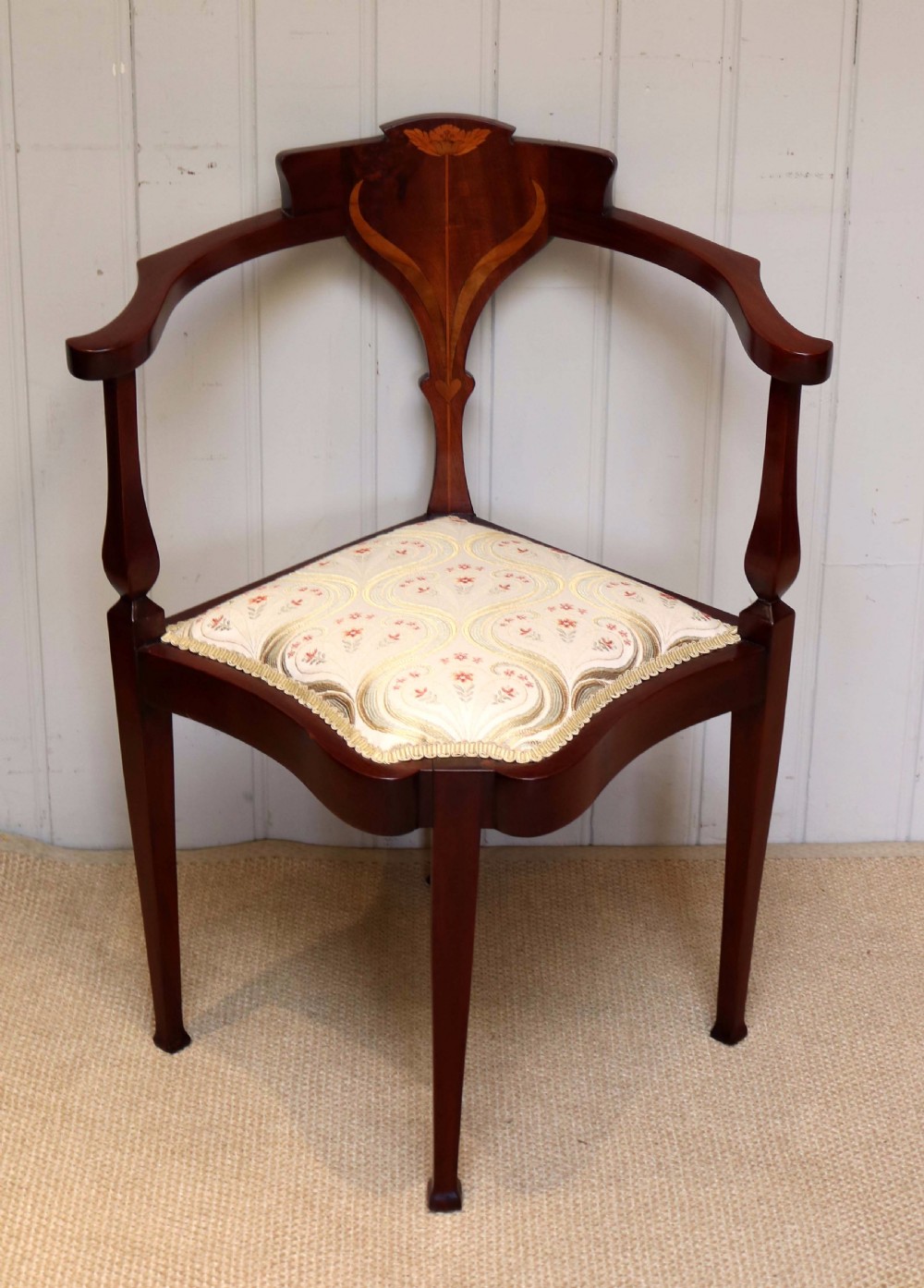 Mahogany Art Nouveau Corner Chair