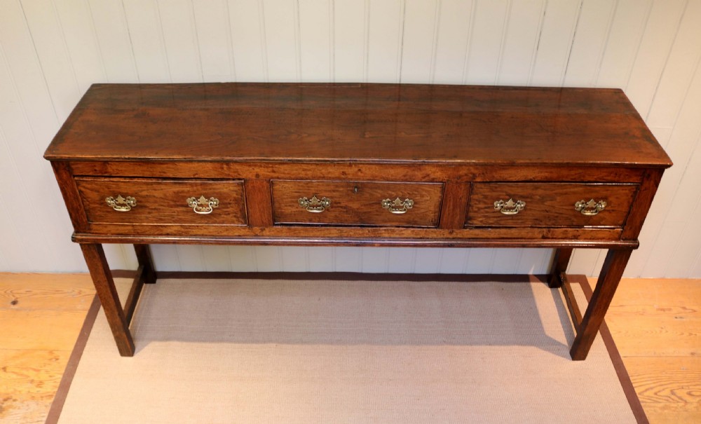 Mid Georgian Elm Dresser Base View VI