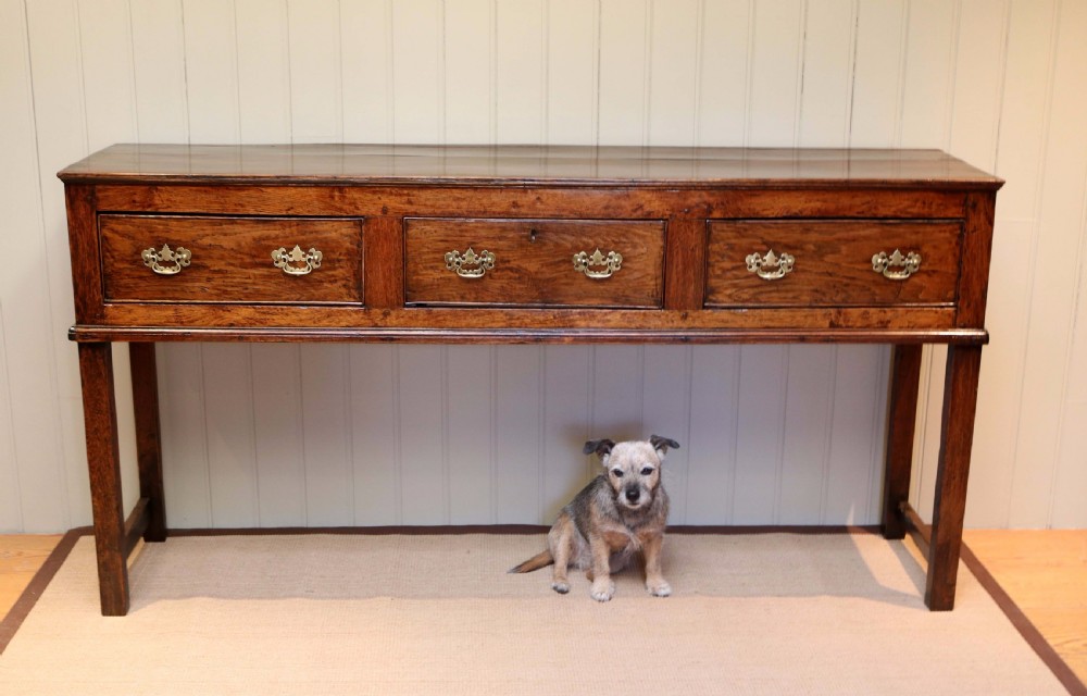 Mid Georgian Elm Dresser Base View VIII