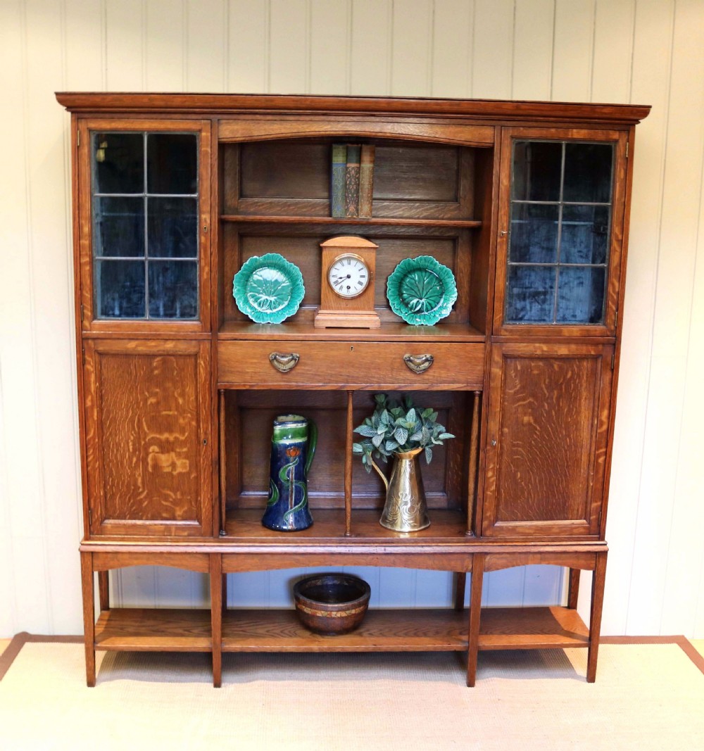 Arts And Crafts Oak Cabinet