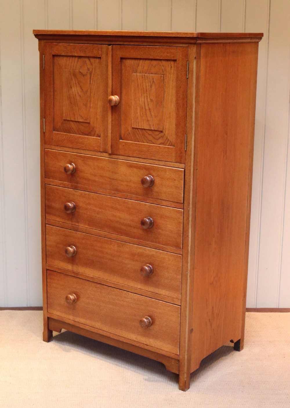 Solid Oak Drawer Cabinet  View VII