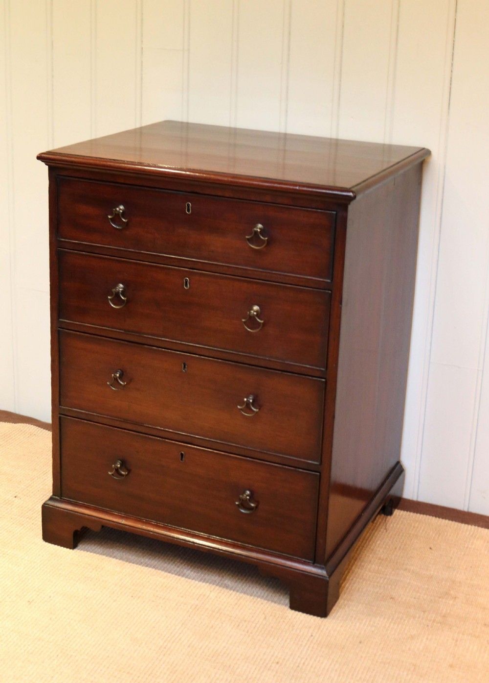 Small Late Georgian Mahogany Chest Of Drawers View III