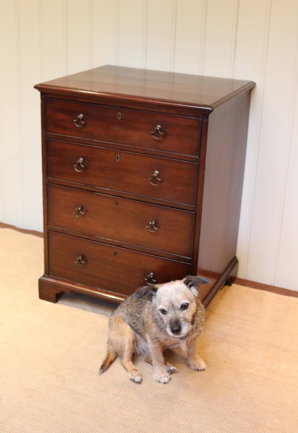 Small Late Georgian Mahogany Chest Of Drawers View VIII