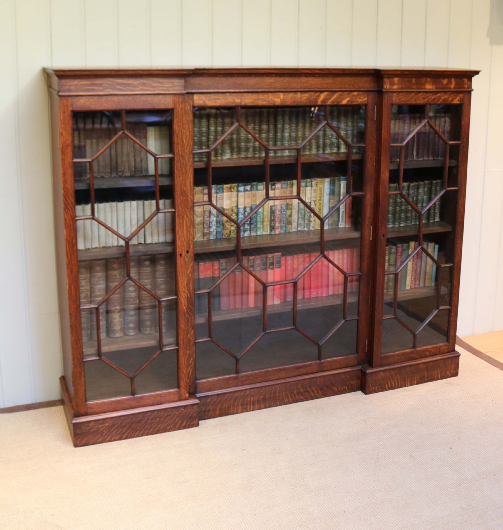 Victorian Oak Breakfront Bookcase  View VII