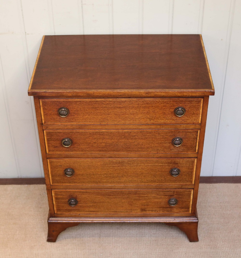 Small Proportioned Mahogany Chest Of Drawers View IV