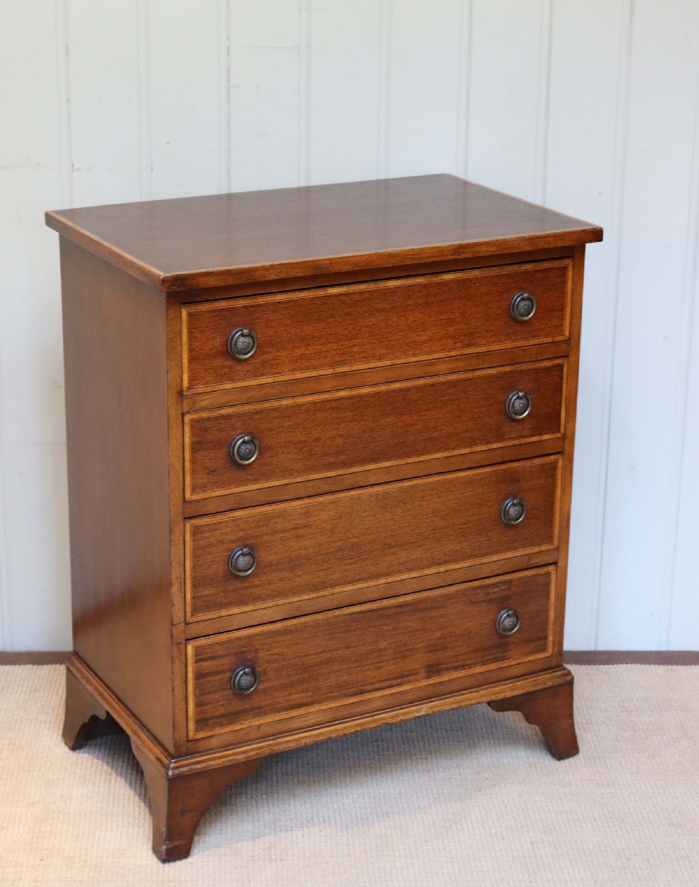 Small Proportioned Mahogany Chest Of Drawers View VI
