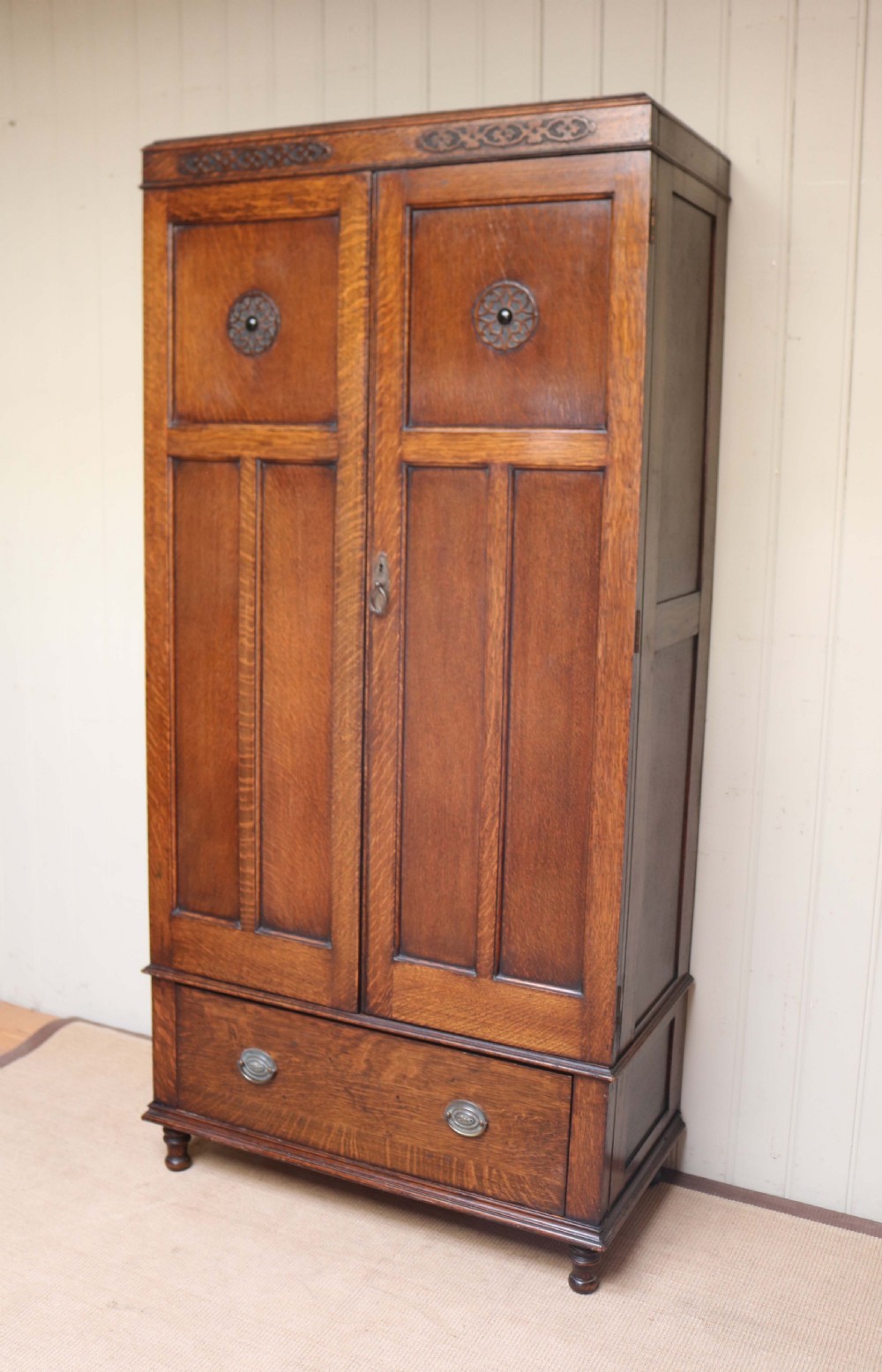 Small Oak Two Door Wardrobe View VIII