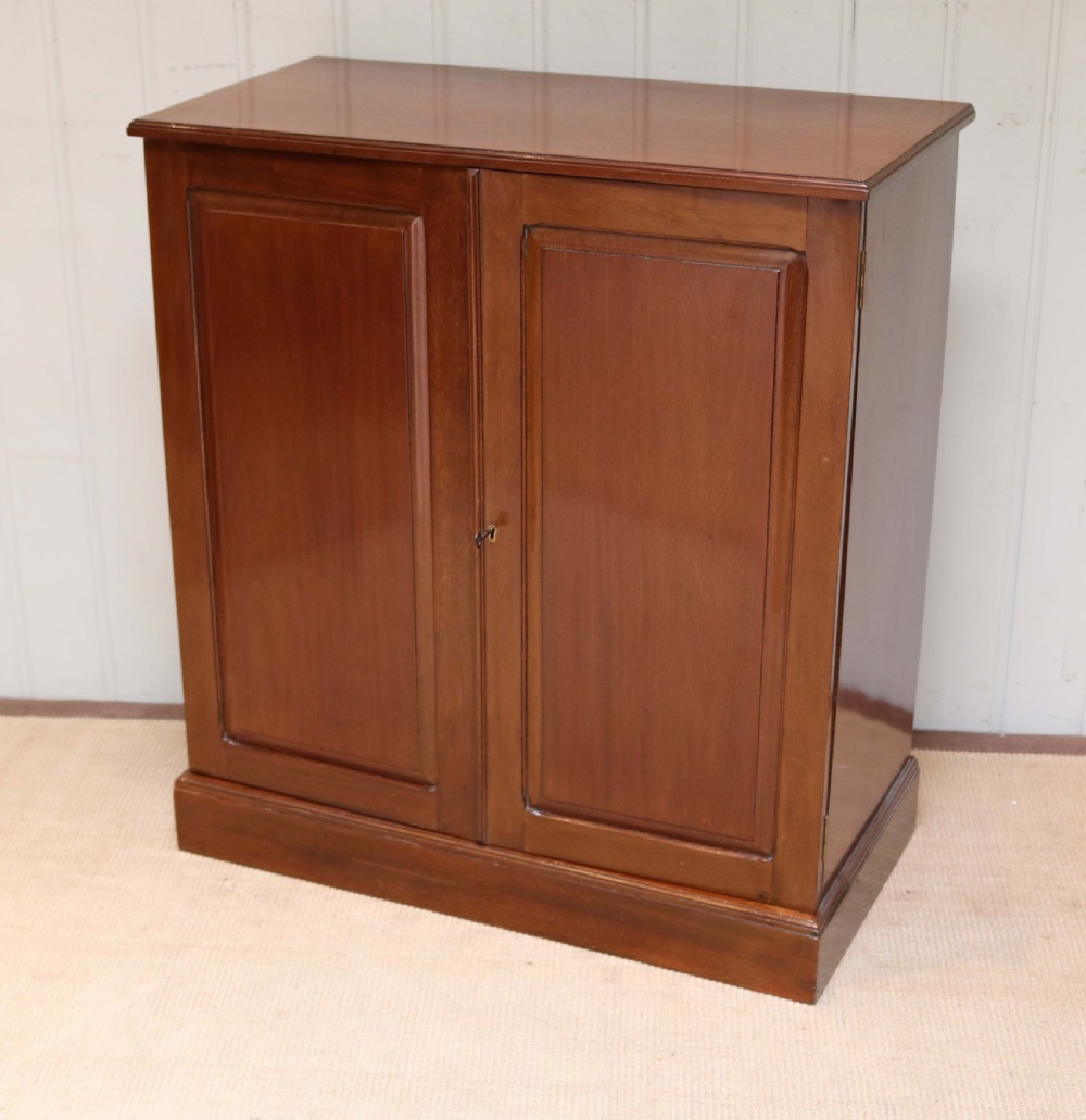 Edwardian Mahogany Side Cabinet  View VII