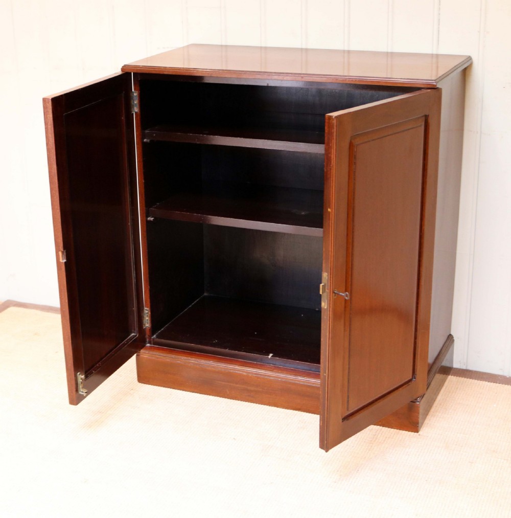 Edwardian Mahogany Side Cabinet  View VIII