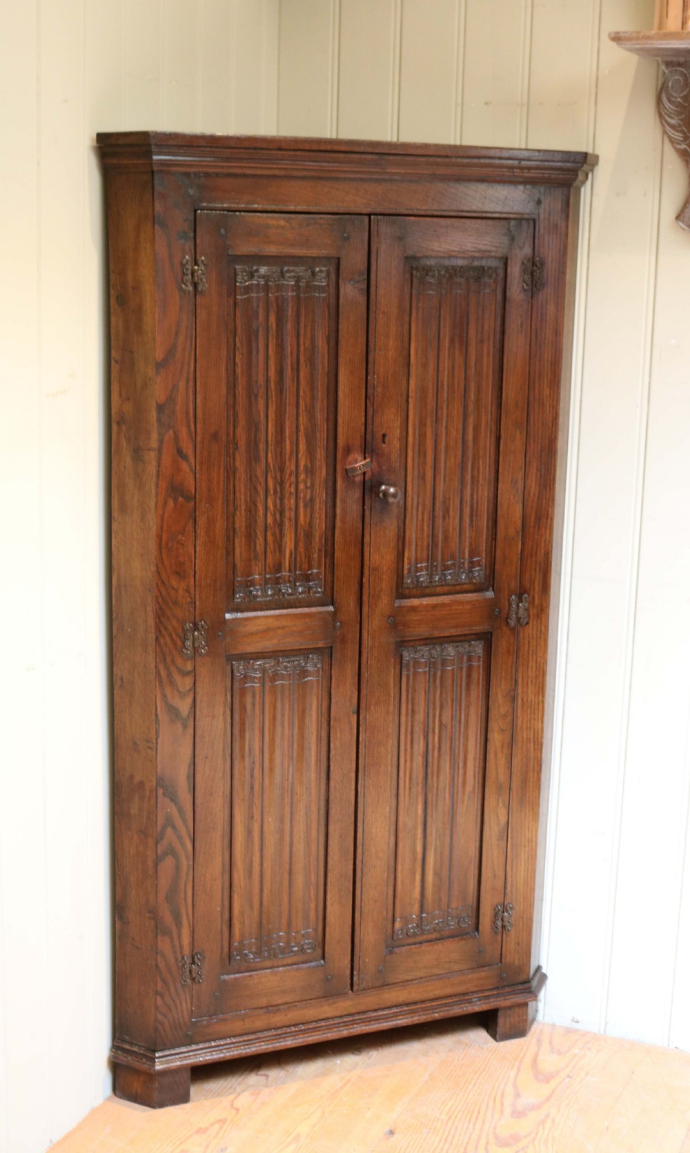 Oak Corner Cupboard View II