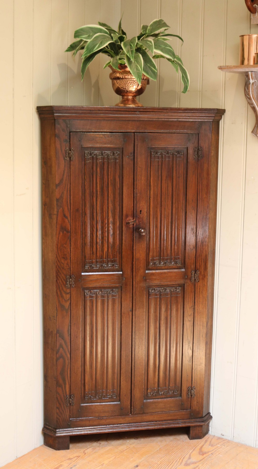 Oak Corner Cupboard View VIII