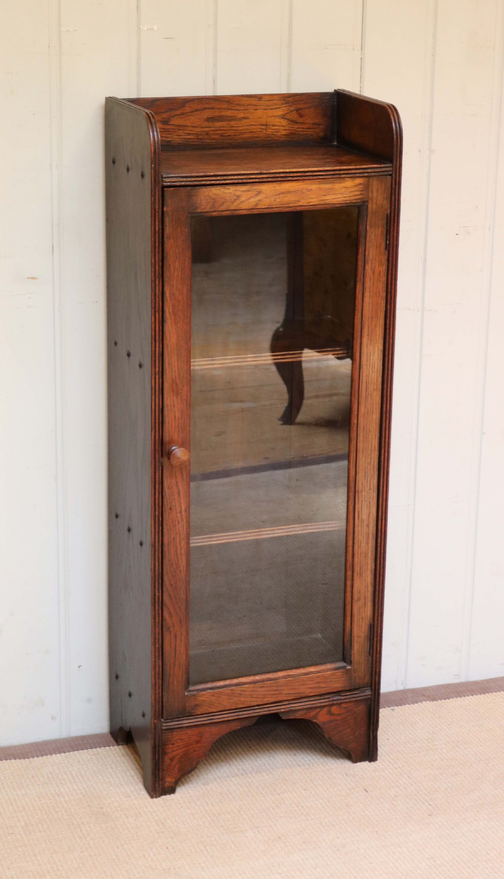Small Glazed Oak Bookcase View VI