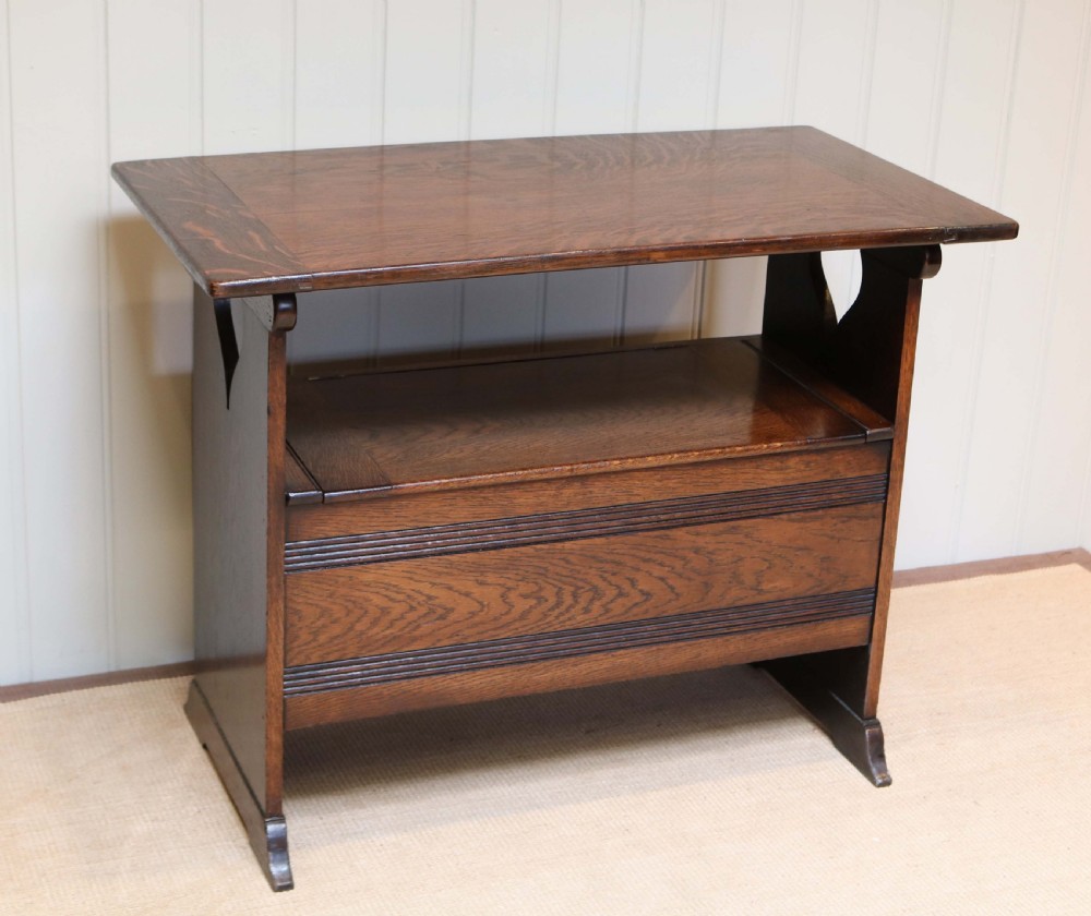 Oak Monks Bench View VIII