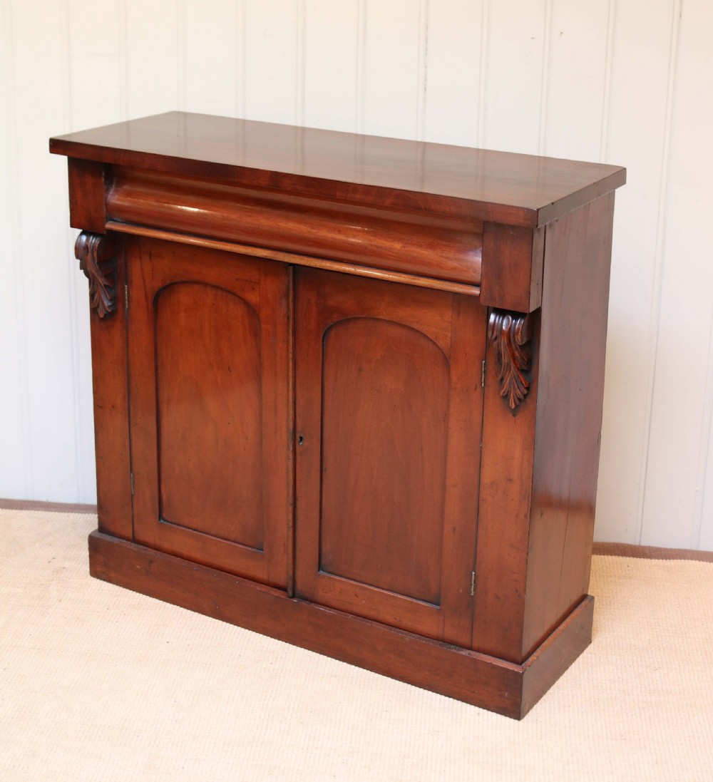 Victorian Mahogany Chiffonier