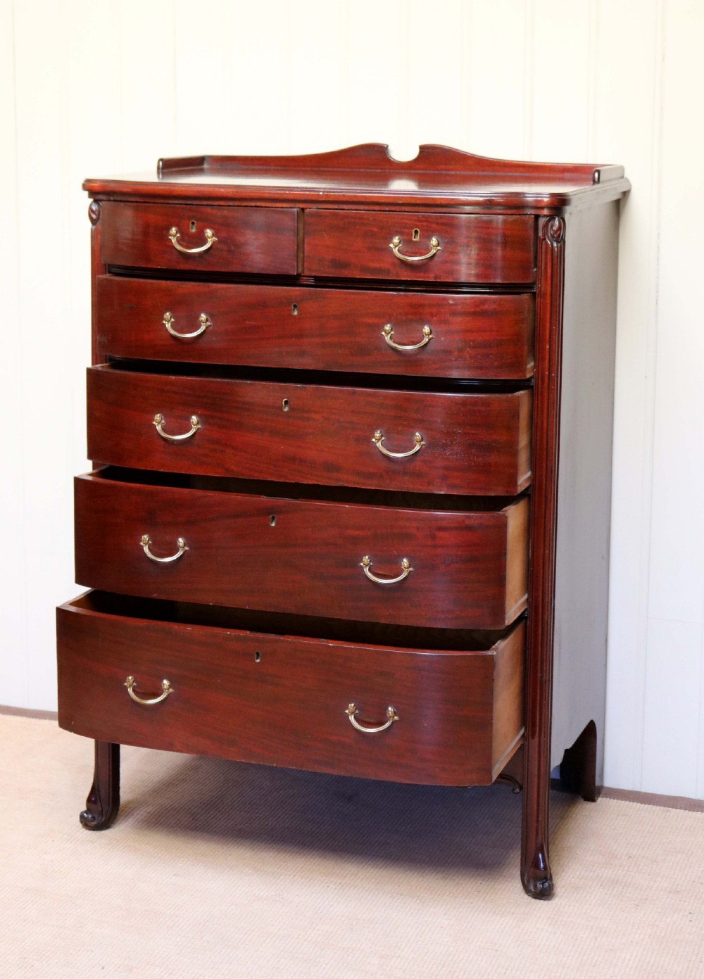 Edwardian Mahogany Bow Front Chest Of Drawers View VII