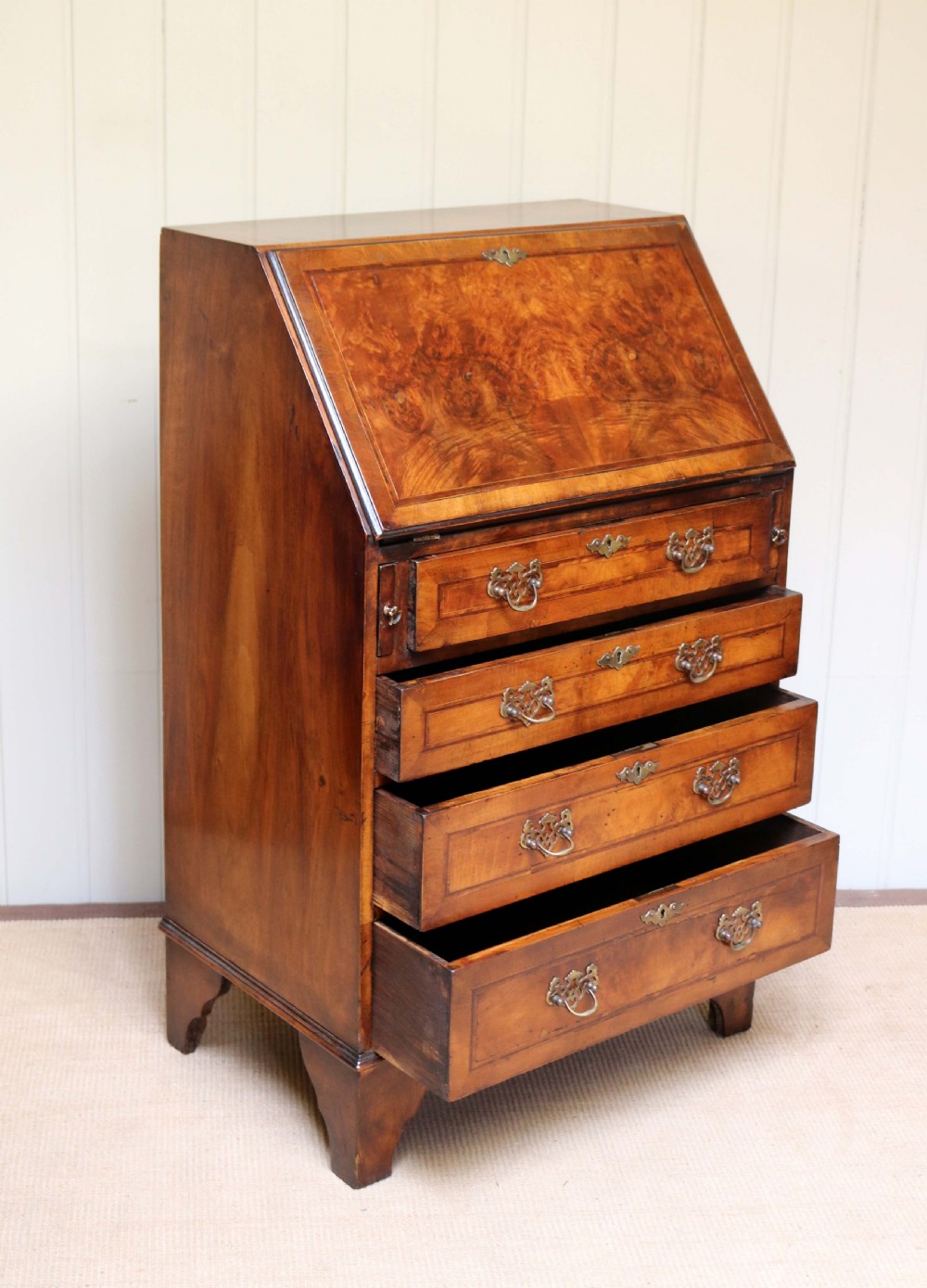 Burr Walnut Bureau View V