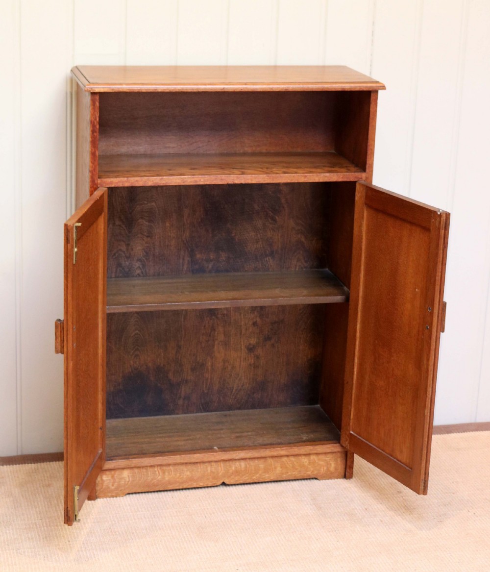 Small Proportioned Oak Cabinet  View V