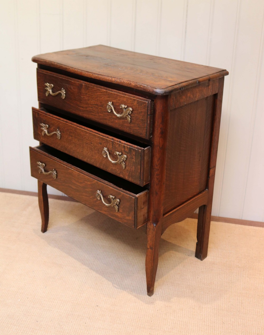 Small Proportioned Rustic Oak Chest Of Drawers View VII