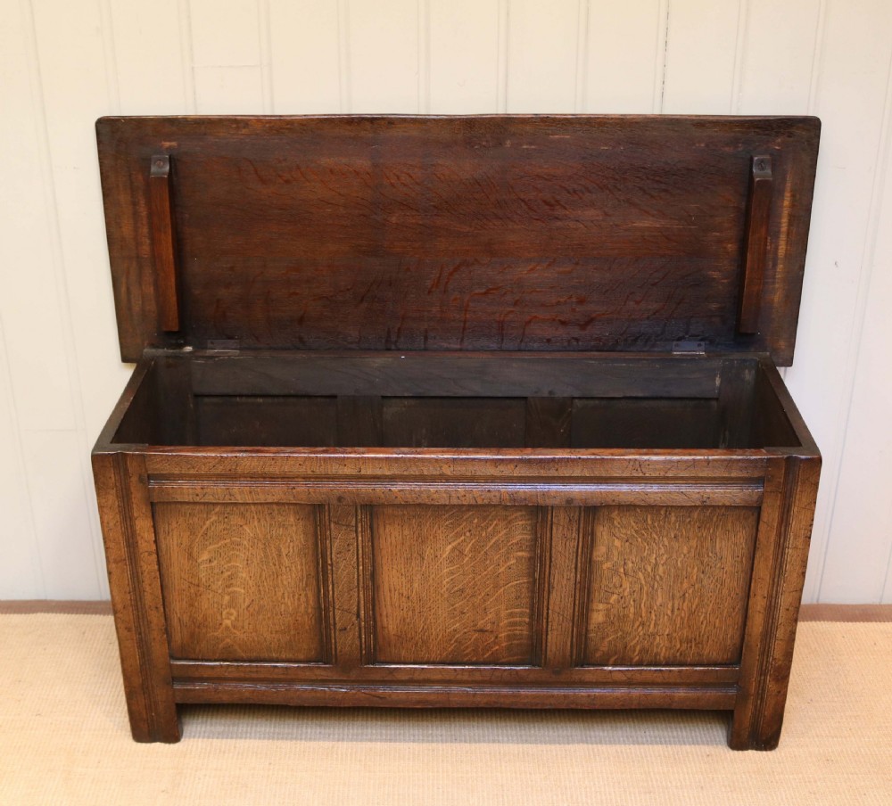 1920s Solid Oak Coffer View IV