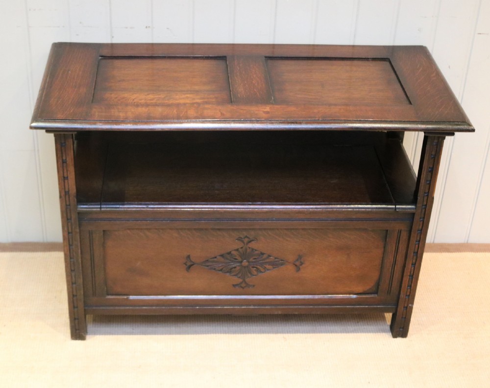 Oak Monks Bench View VIII