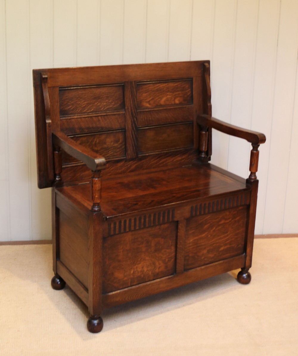 Oak Monks Bench View II