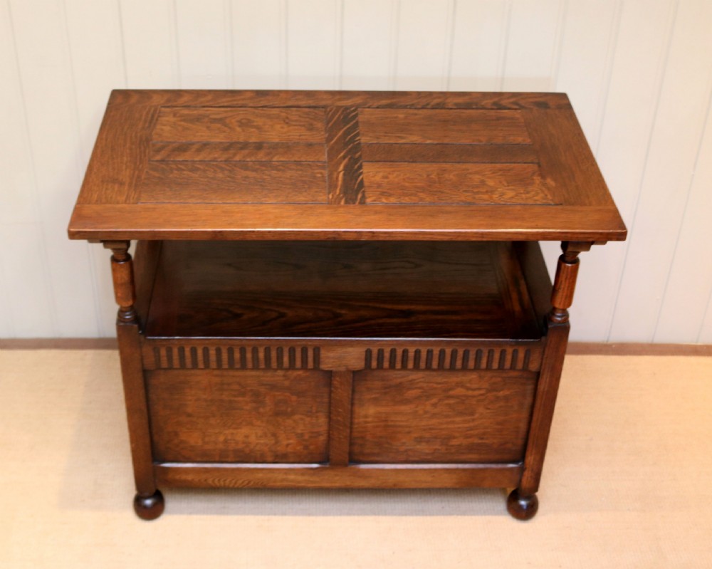 Oak Monks Bench View VIII