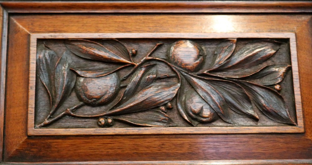 Edwardian Walnut Two Door Wall Cabinet  View VIII