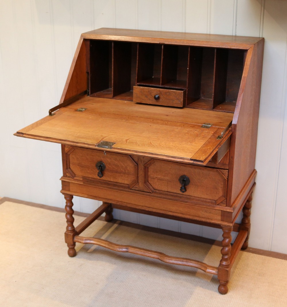 Golden Oak Bureau View III