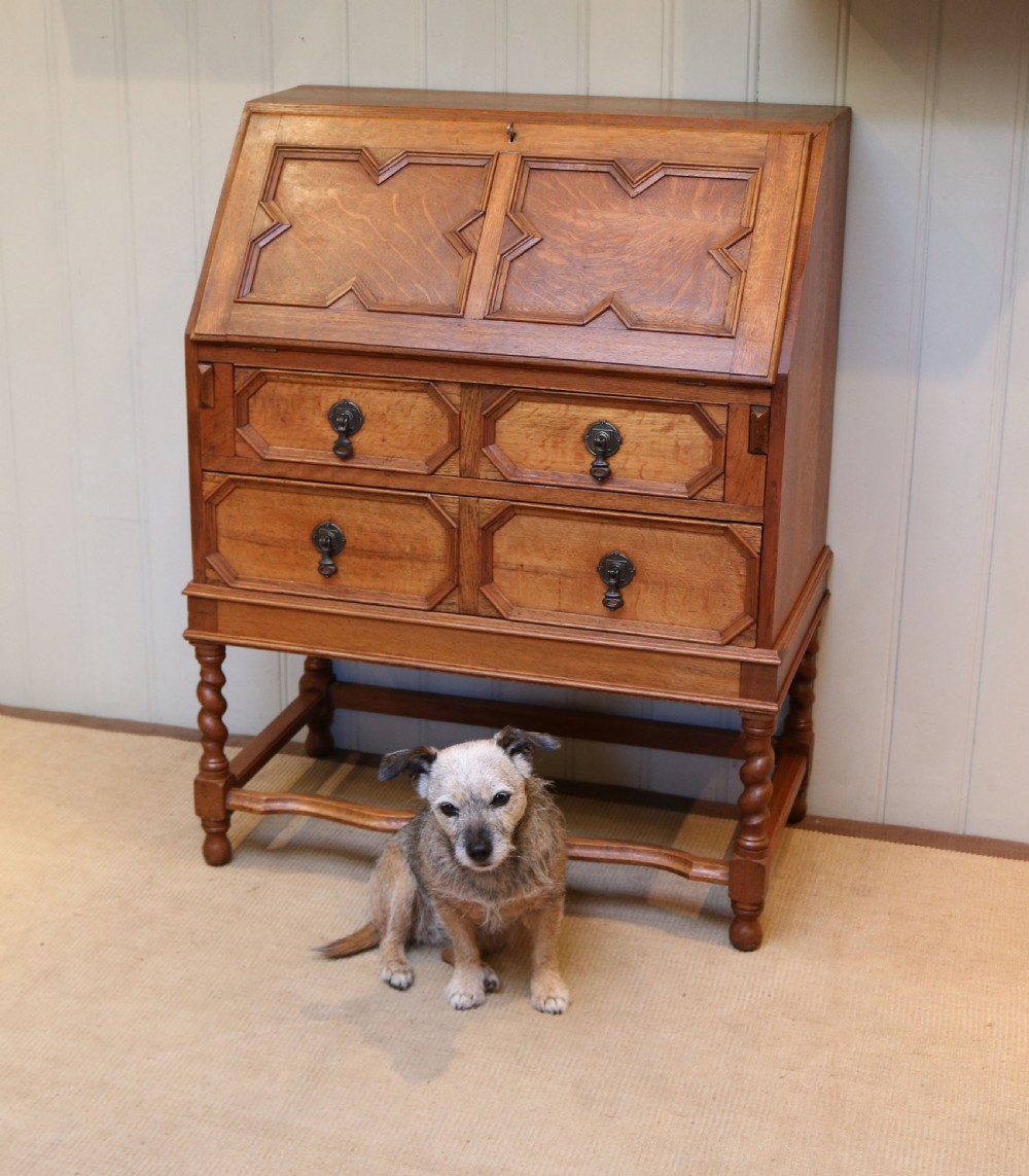 Golden Oak Bureau View VI