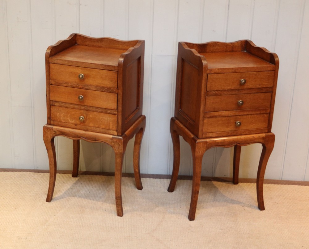 Pair Of Light Oak Bedside Cabinets View V