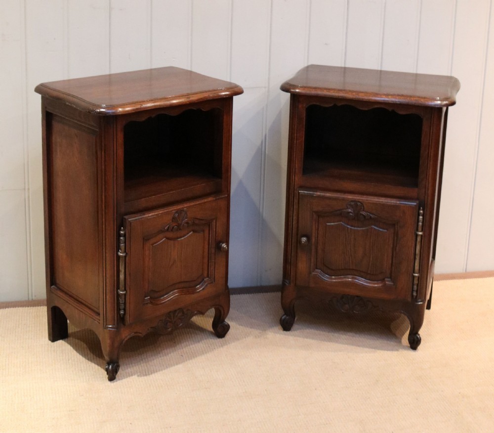 Pair Of Oak Bedside Cabinets View VI