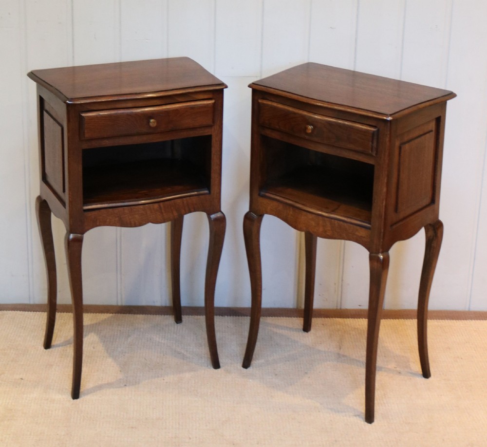 Pair Of Oak Bedside Cabinets View VI