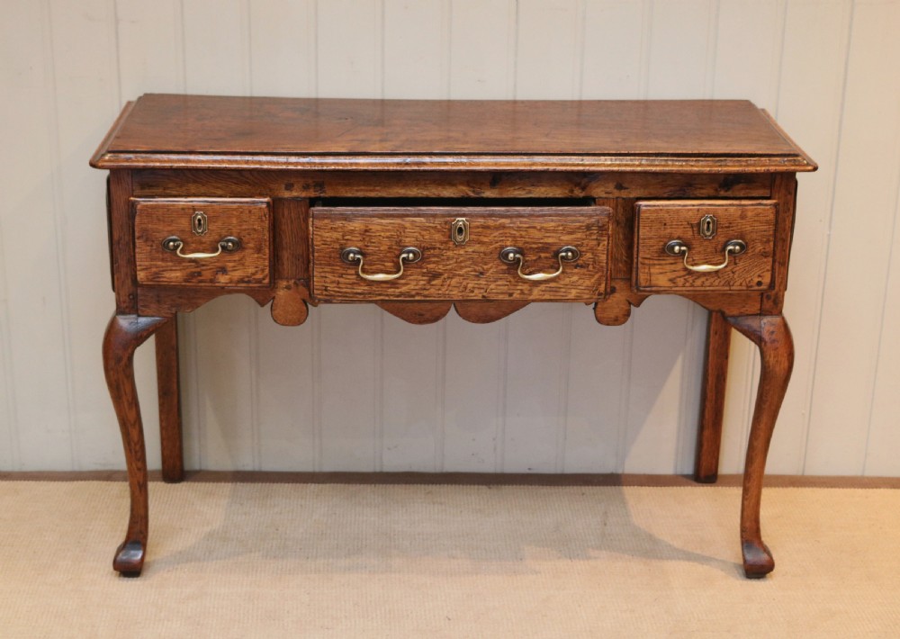 George III Oak Dresser Base  View V