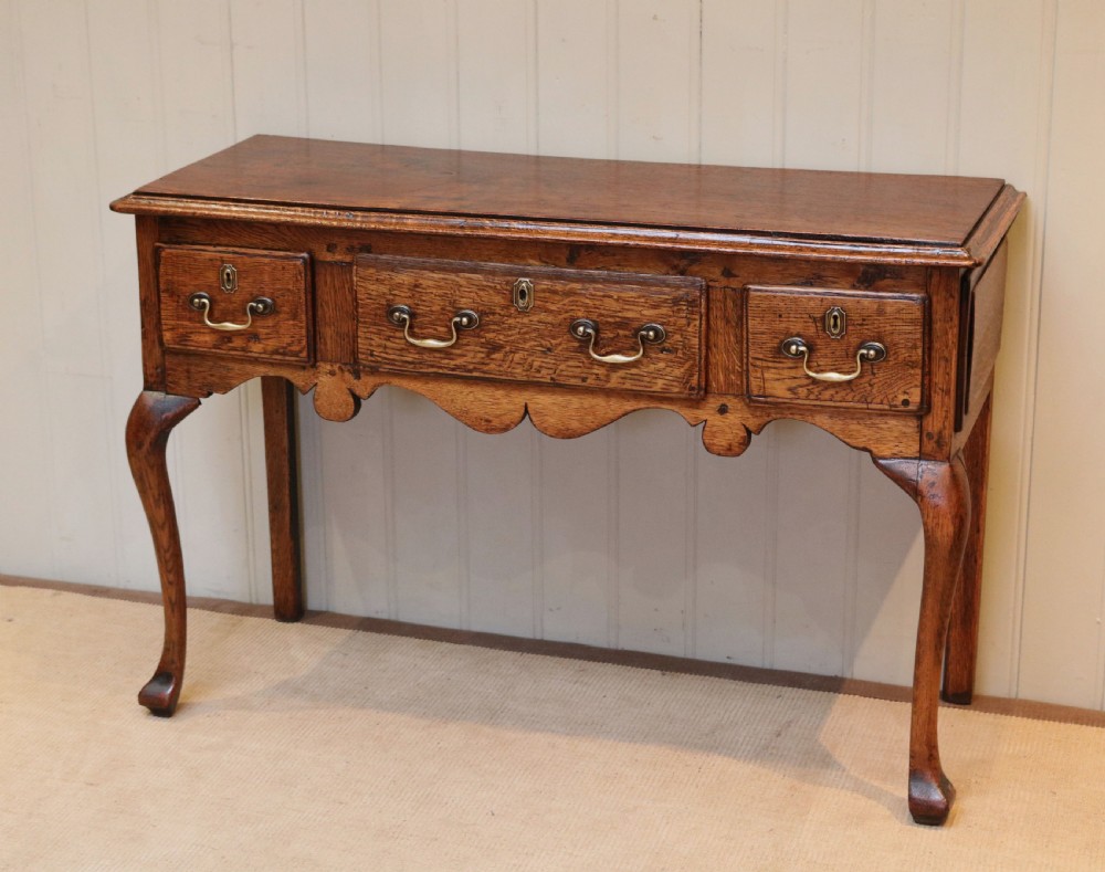 George III Oak Dresser Base  View VII