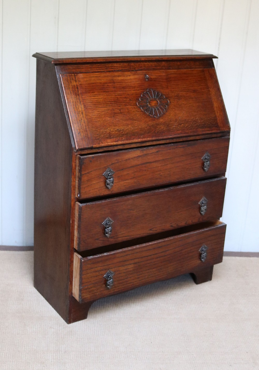 Small Oak Students Bureau  View VII