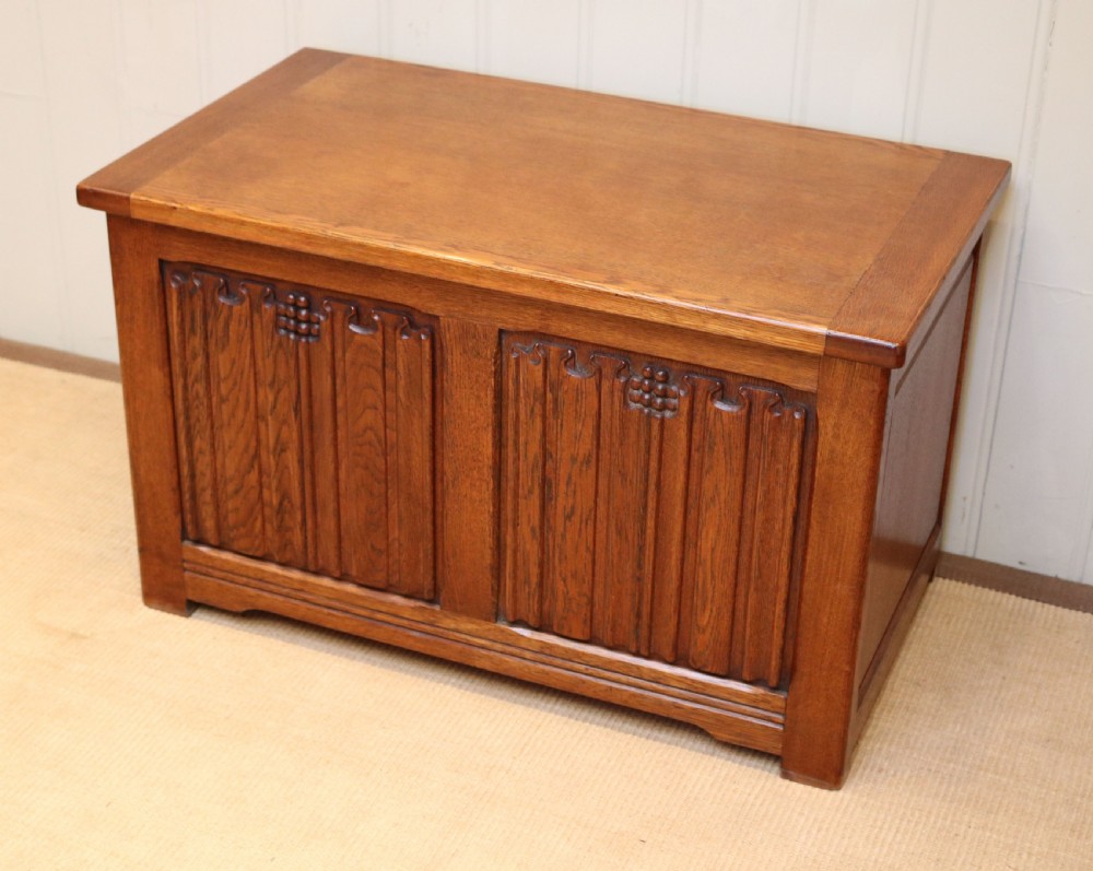 Small  Oak Coffer View III