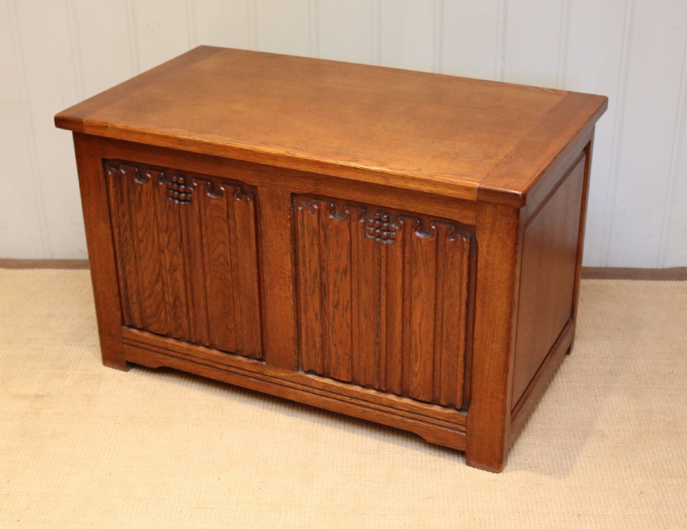 Small  Oak Coffer View VII
