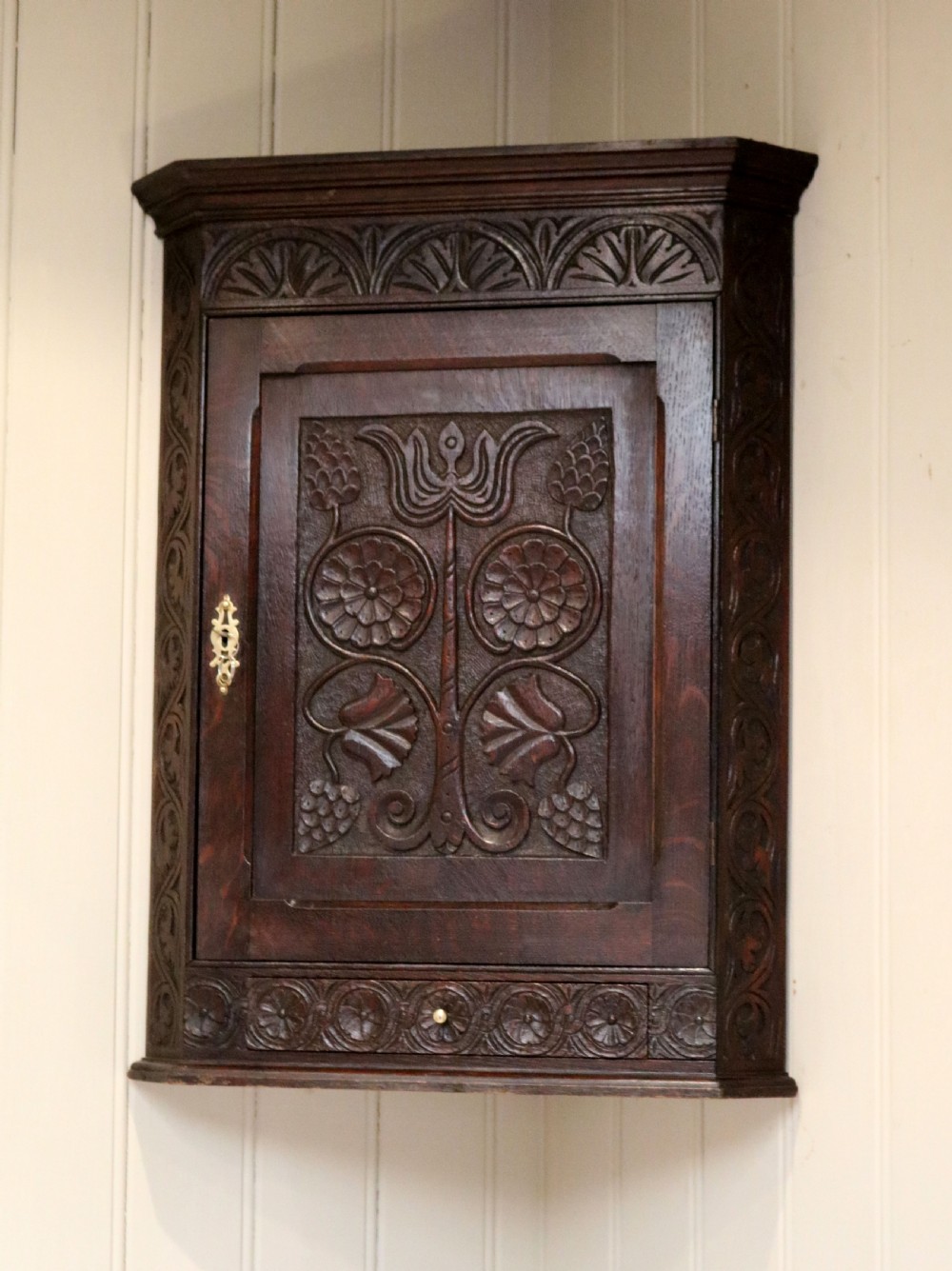 Small Georgian Carved Oak Corner Cabinet View VI