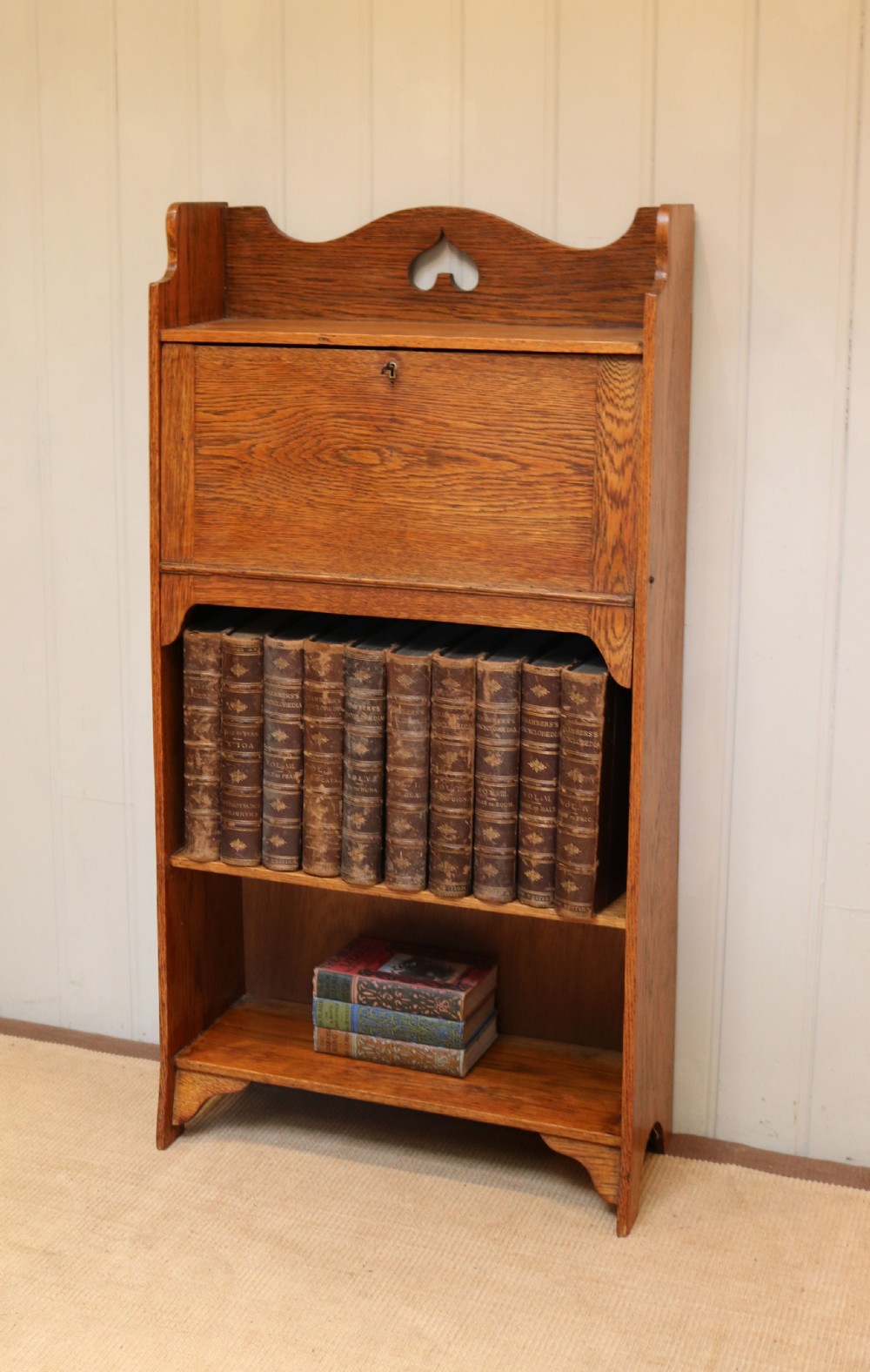 Light Oak Arts And Crafts Students Bureau  View III