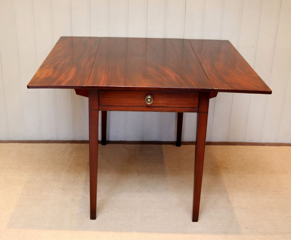 Early 19th Century Mahogany Drop Leaf Pembroke Table View II