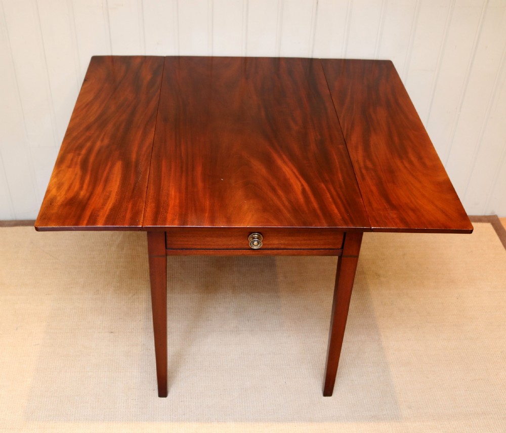 Early 19th Century Mahogany Drop Leaf Pembroke Table View III