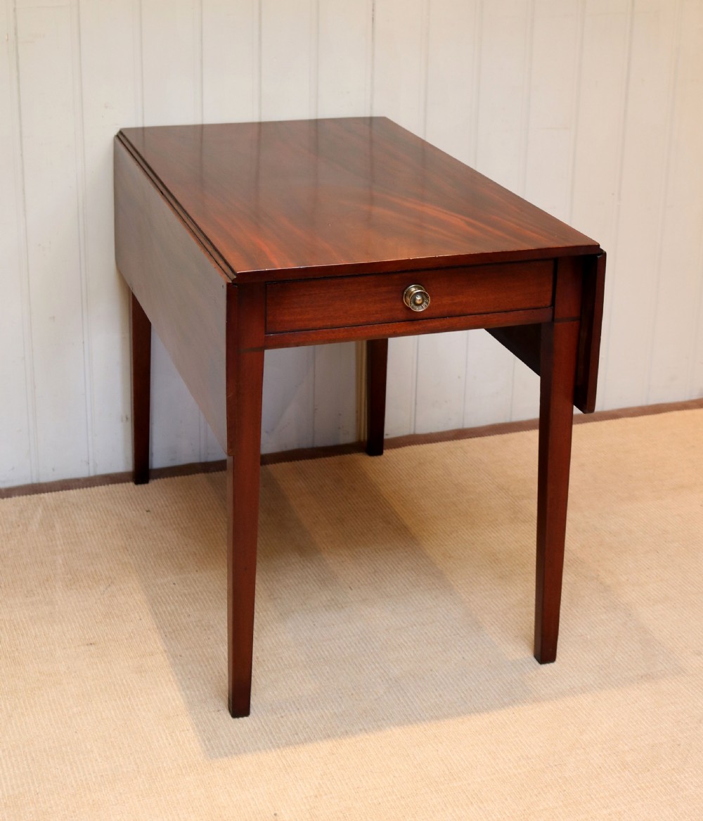 Early 19th Century Mahogany Drop Leaf Pembroke Table View VII
