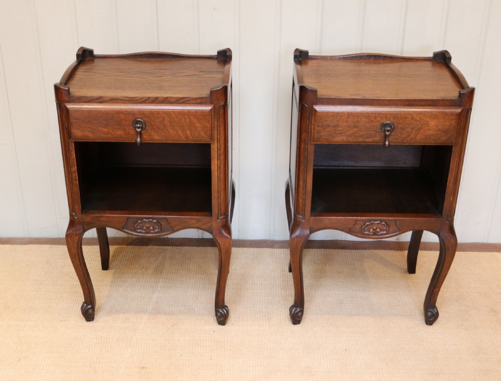 Pair Of Oak Bedside Cabinets