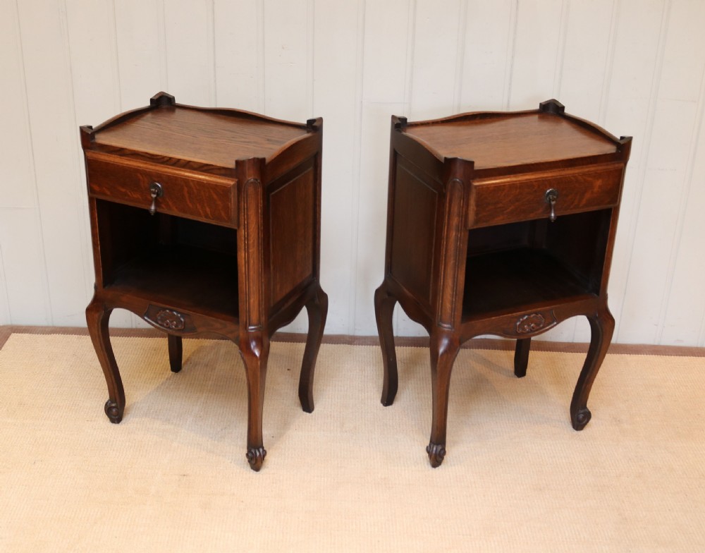 Pair Of Oak Bedside Cabinets View VII